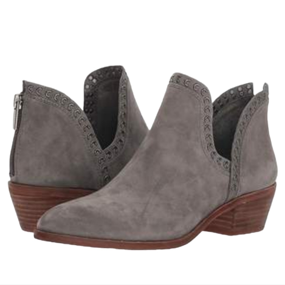 Vince Camuto Women PRAFINTA Leather Cut Out side Ankle Heels Boots shoes sz 7.5M